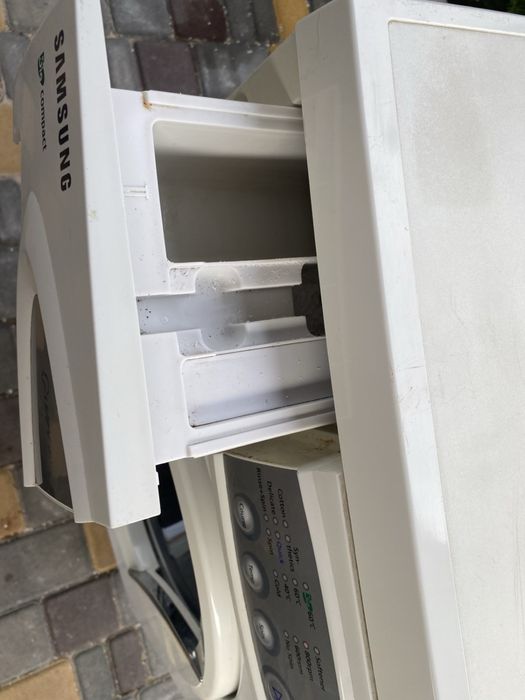 Продам стиральную машинк Samsung s821  3,5 кг