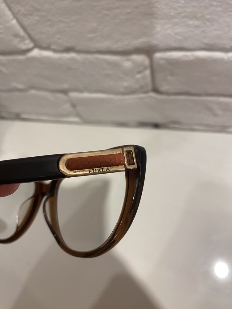 Okulary oprawki z Furla