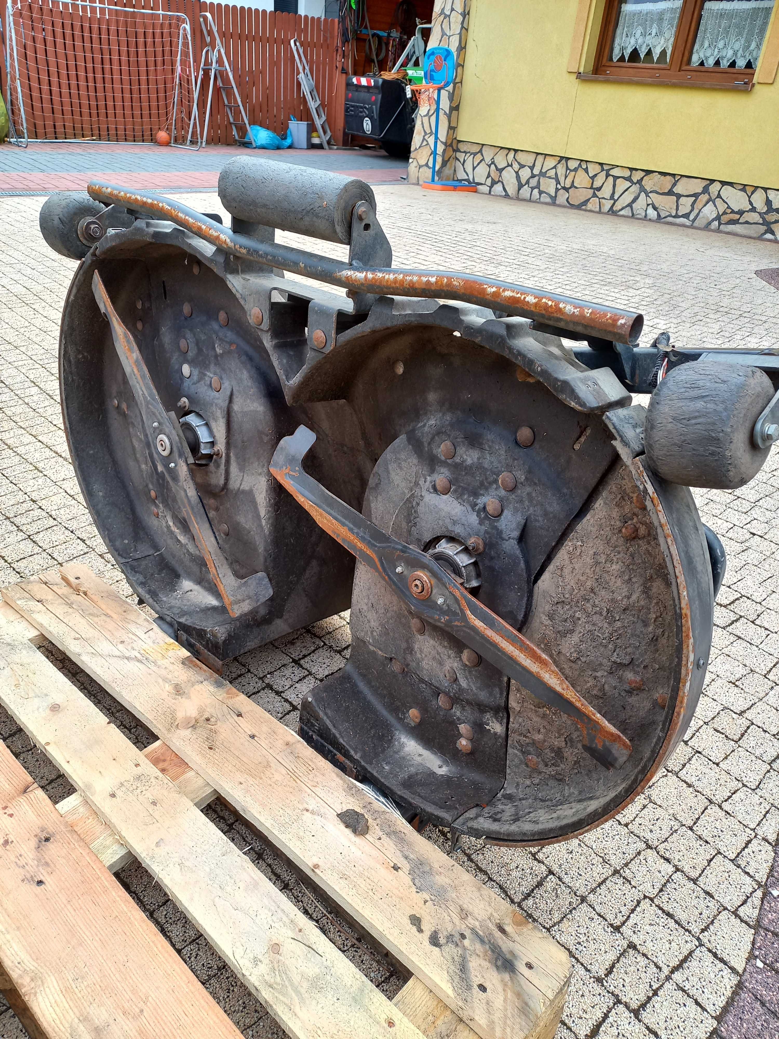 Kosisko do Etesia 124 do mulczowania bez zbierania i drugie normalne