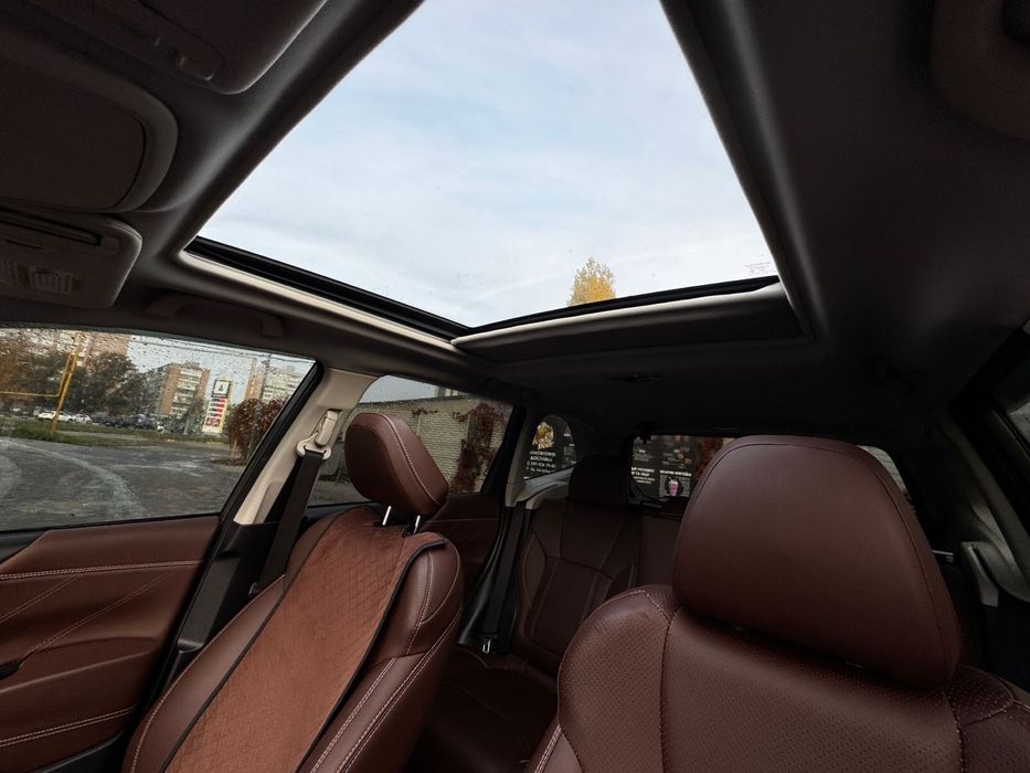 Авто subaru forester 2.5 бенз torring