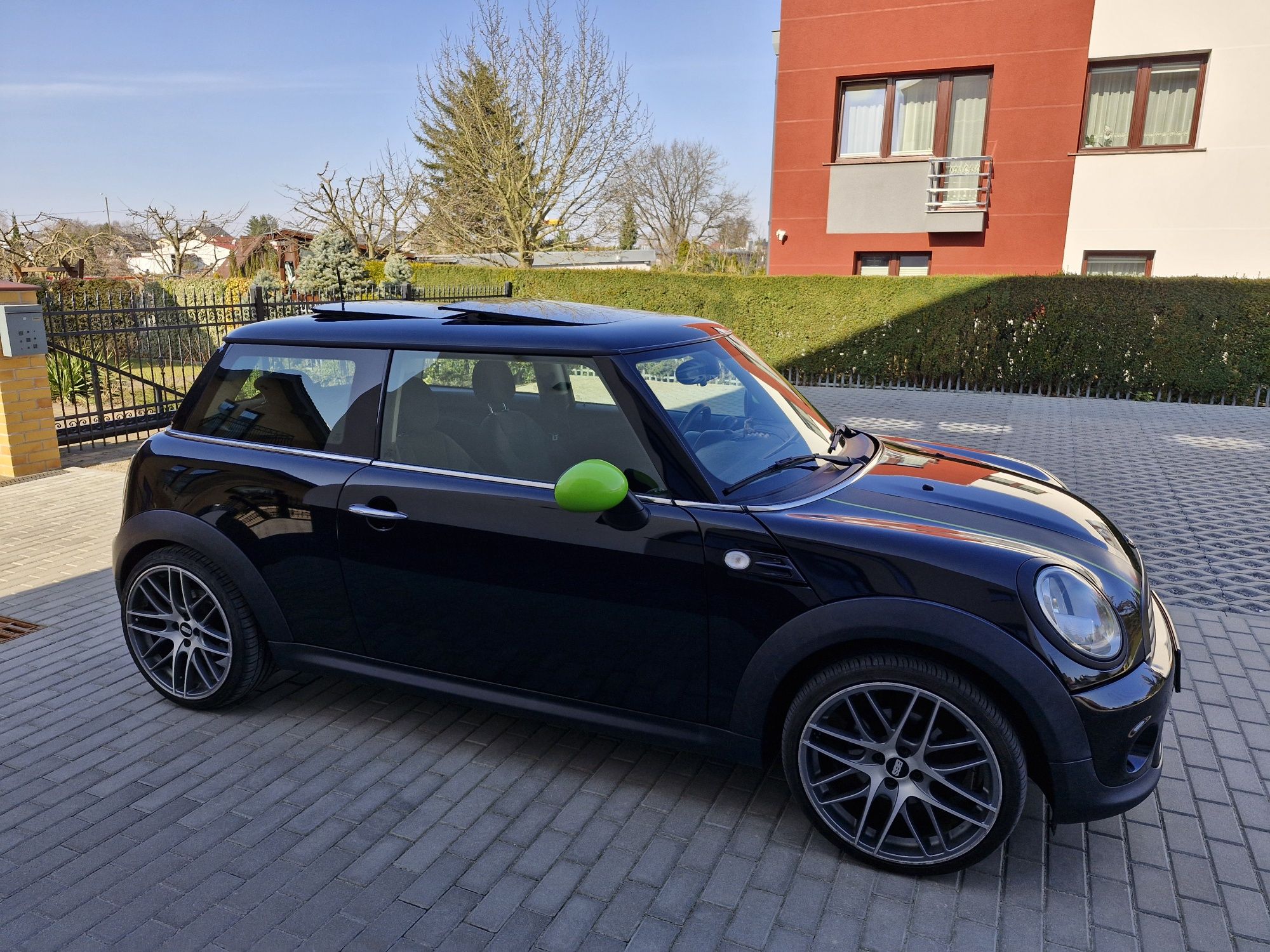 Piękny MINI Cooper Orginal / Pełen raport !!!