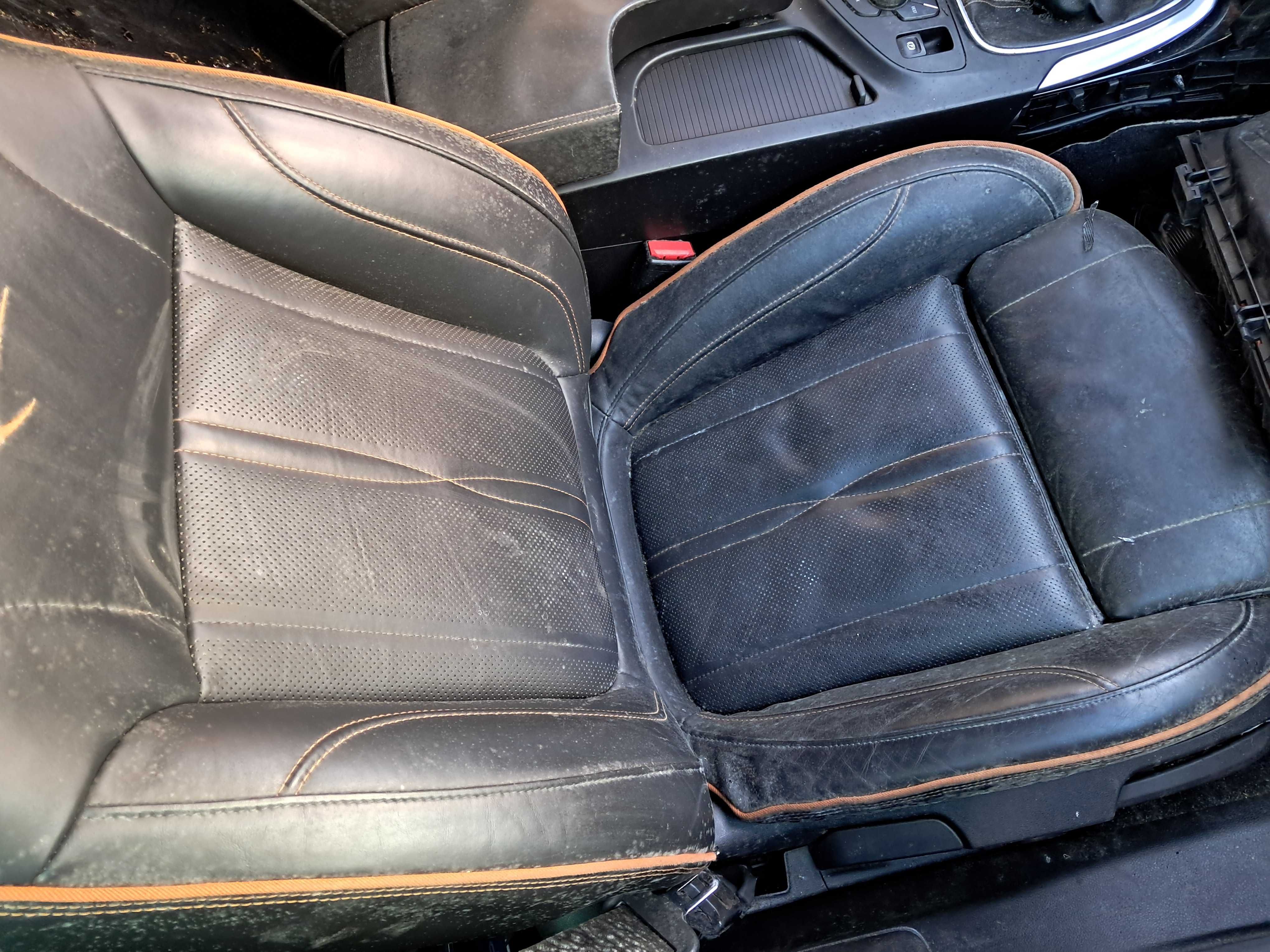 Opel Insignia A Kombi 4x4 na Części 2.0cdti Skóra Alufelgi 17 EU Full