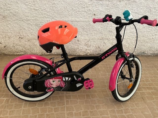 Bicicleta Infantil BTWIN roda 16 (com rodas de apoio)