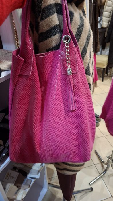 torebka skórzana stan bardzo dobry wymiary na zdjęciach