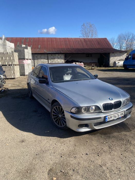 Продам BMW E39 520i (2700$ + ТОРГ)