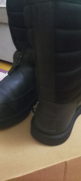 Зимние сапоги Ugg