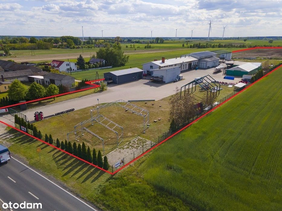 Obiekt produkcyjny przy drodze wojewódzkiej
