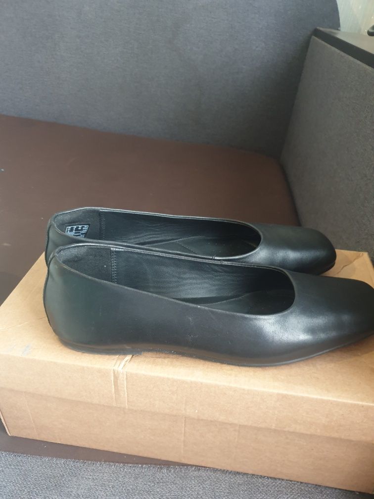 Туфли балетки Clarks 39,5-40р  кожа
