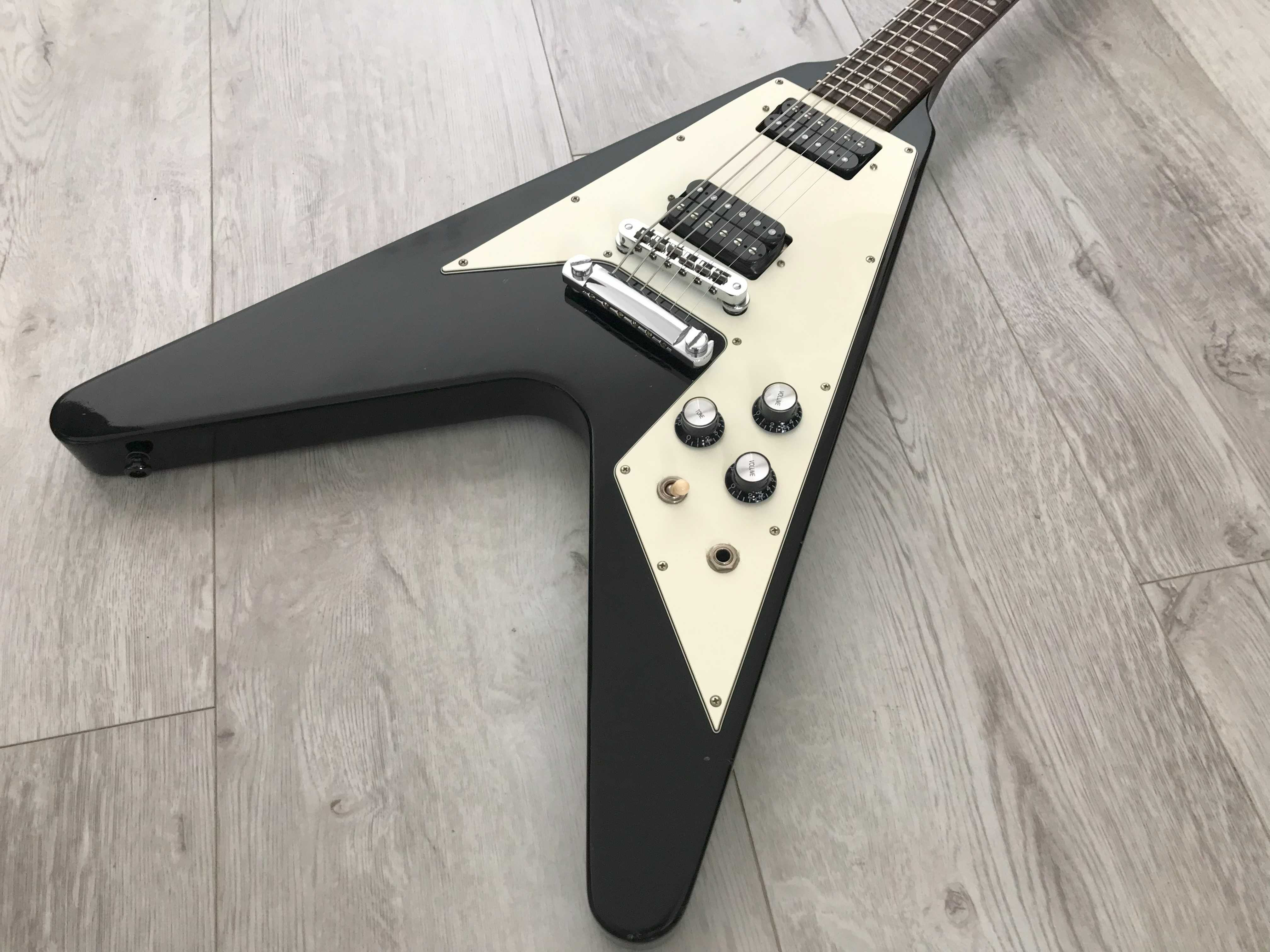 Gibson Flying V '67 Reissue Ebony Black 2010 - gitara elektryczna