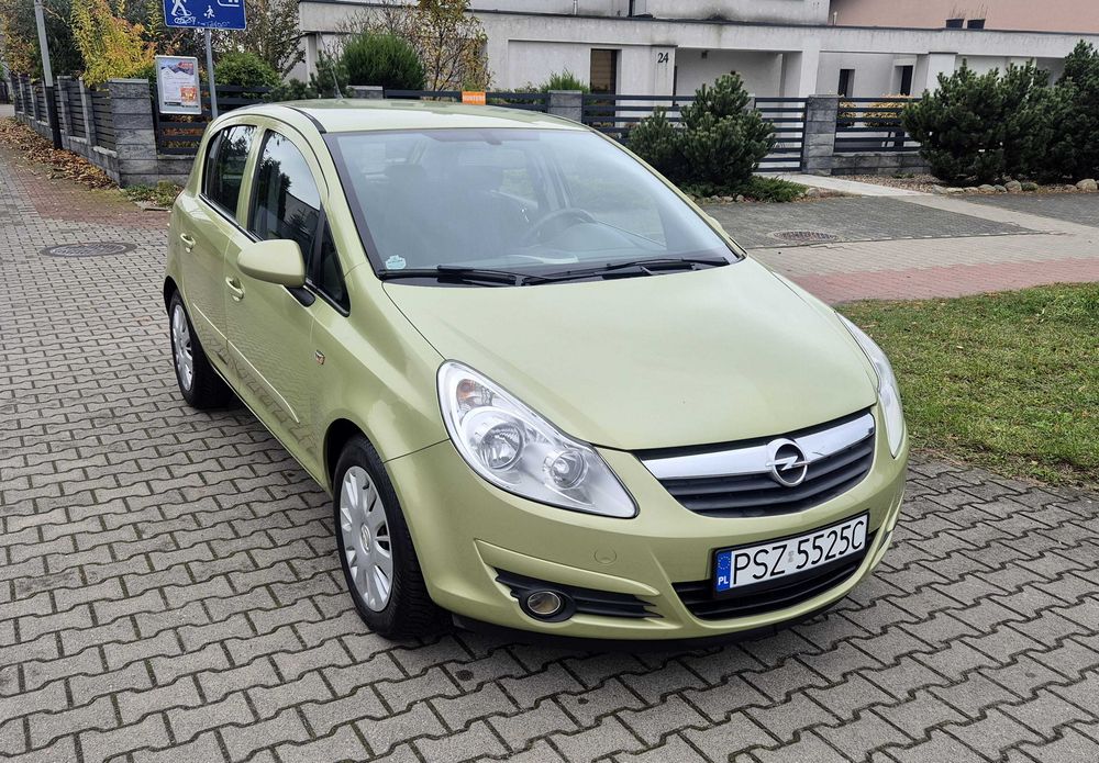 Opel Corsa D 1.2 Benzyna 5 Drzwi Klimatyzacja Zarejestrowana
