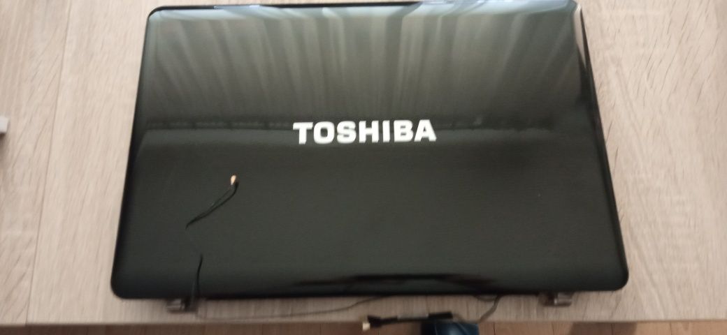 Matryca z pokrywą Toshiba L505-14k