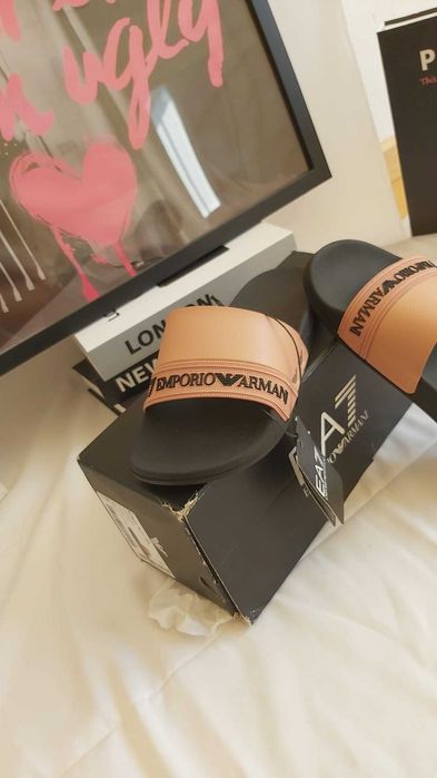Chinelos de Praia Emporio Armani, T37, modelo Tape