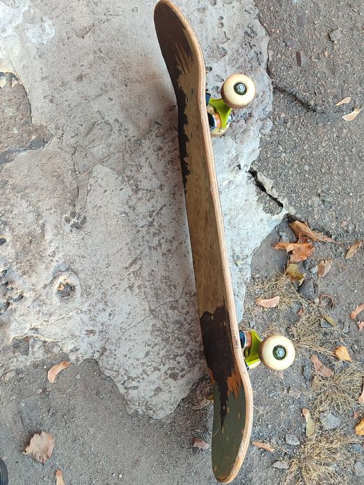 Скейт в б/у состоянии