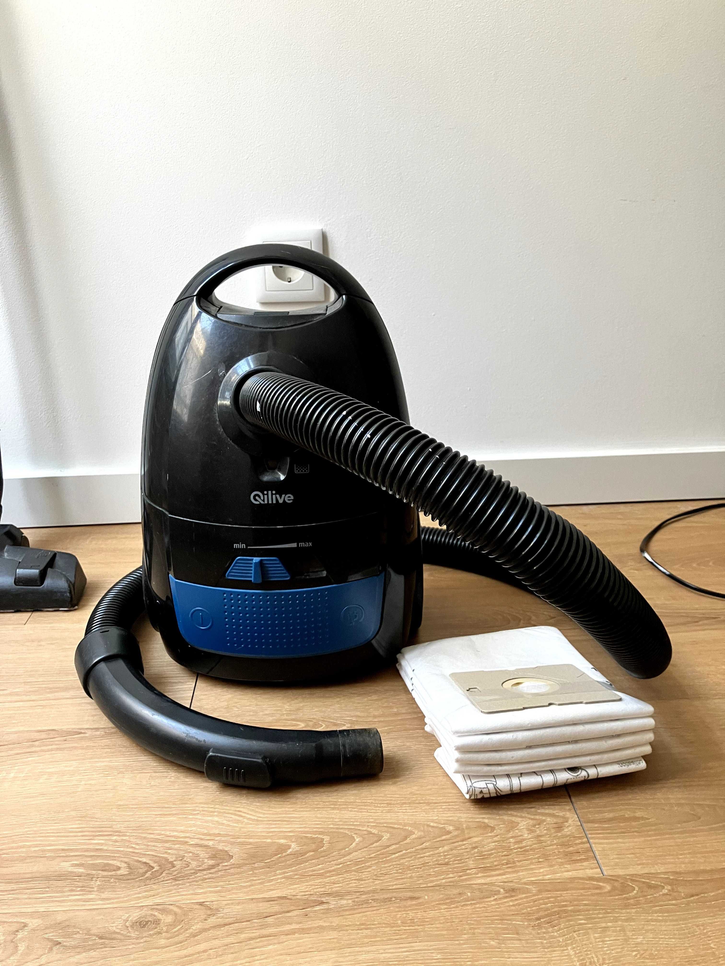 Aspirador com Saco potência de 700w