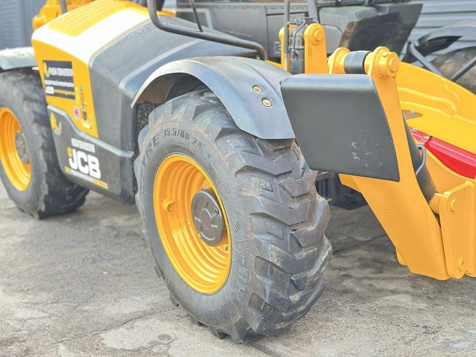 Телескопічний навантажувач (погрузчик)535-140