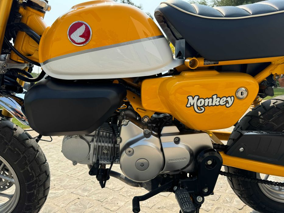Honda Monkey 125 - Banana Yellow