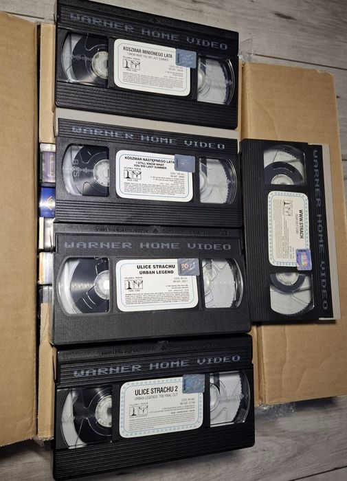 Zestaw 5 horrorów na kasetach VHS  Stan sklepowy