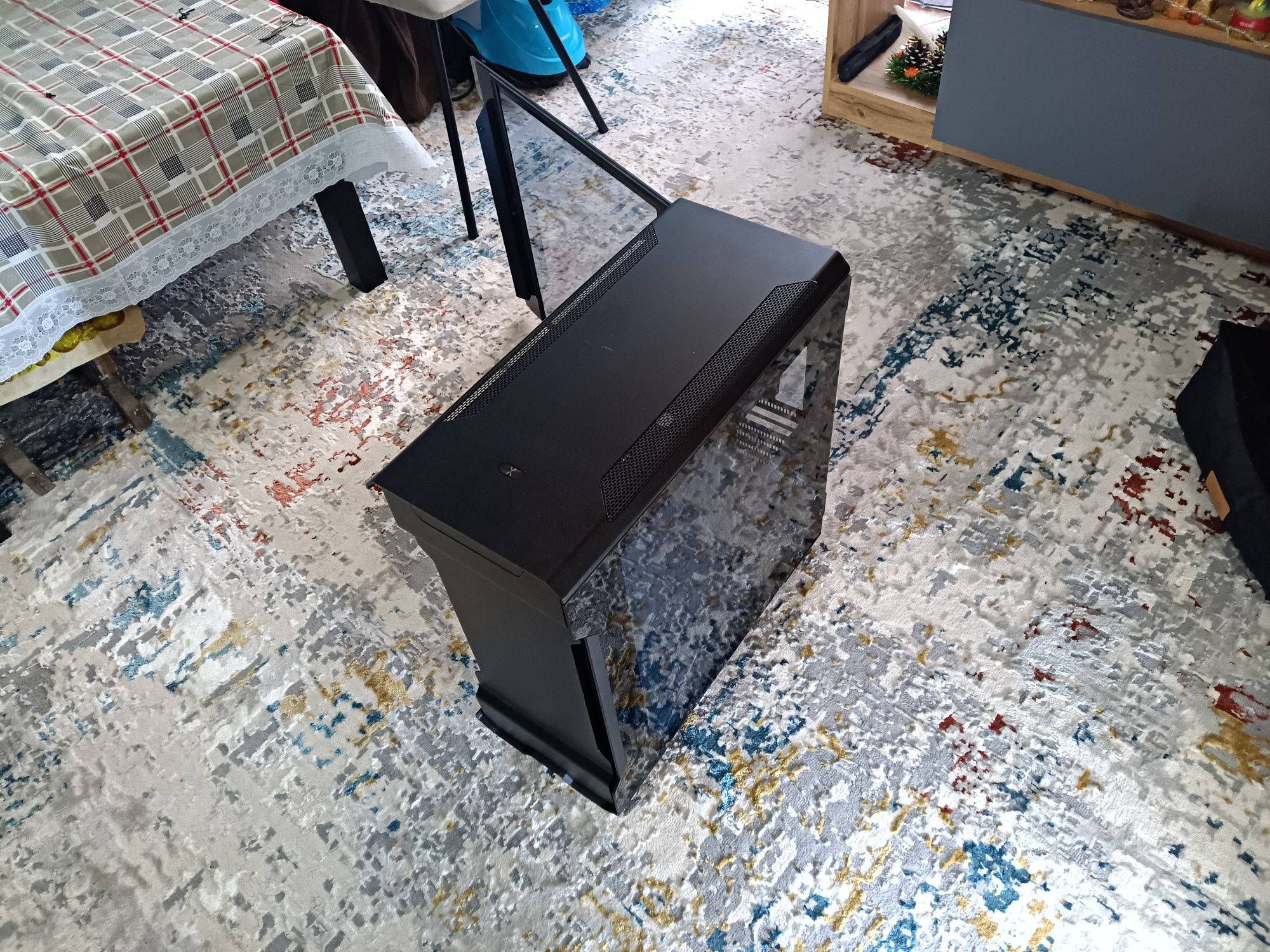 Продам корпус Phanteks Enthoo Evolve X.