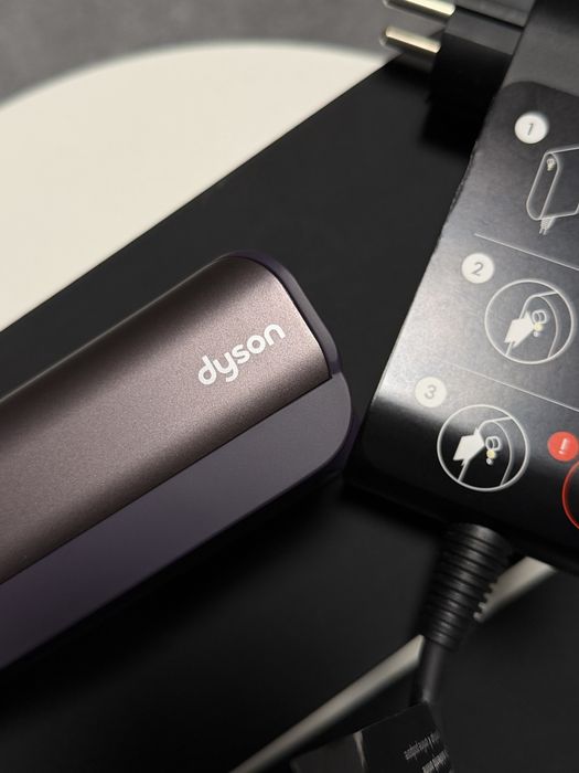 Випрямляч Dyson Airstrait | Jasper Plum