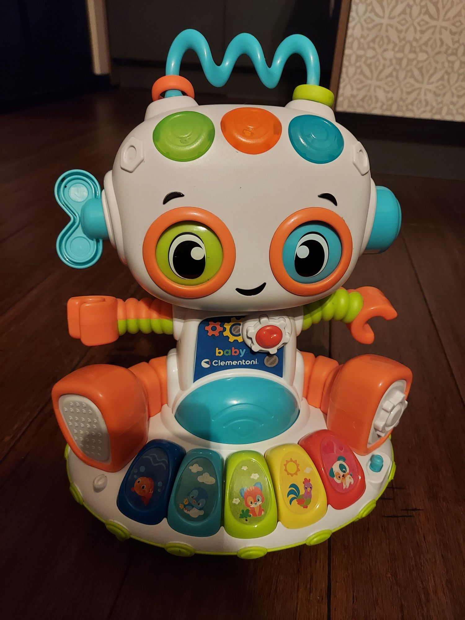 Robot baby Clementoni dzień dziecka