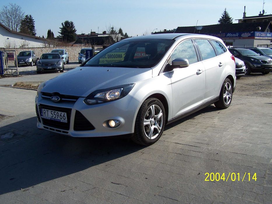 Ford Focus 1,6 tdci  Titanium Klima Alu 100% bezw. serwis