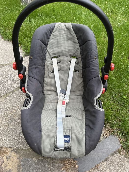 Автокрісло дитяче Chicco від 0-13кг