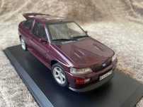Ford Escort RS Cosworth 1:18