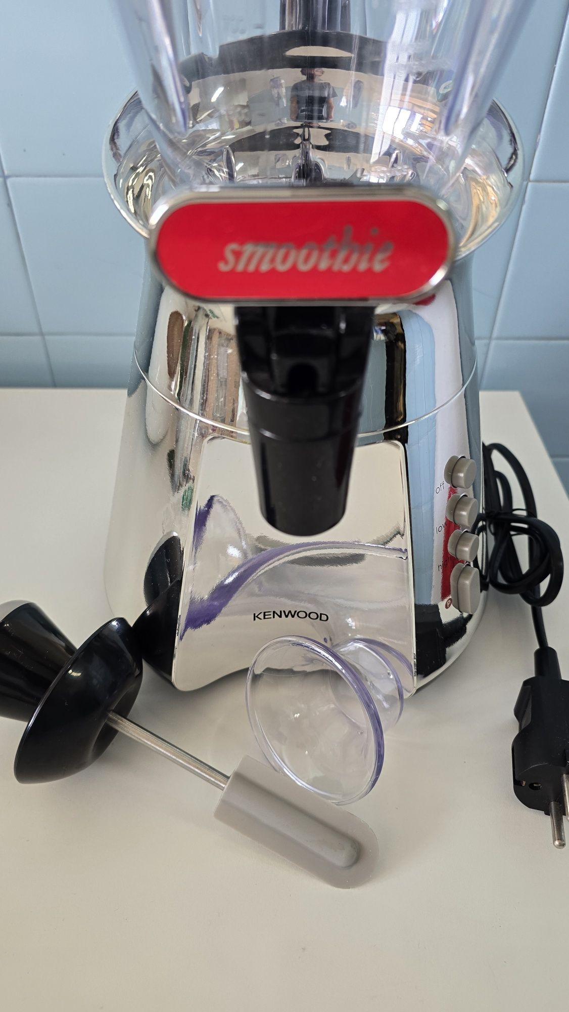 Liquidificador Smoothie Kenwood SB266