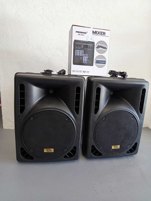 Colunas Amplificadas + Mesa de som