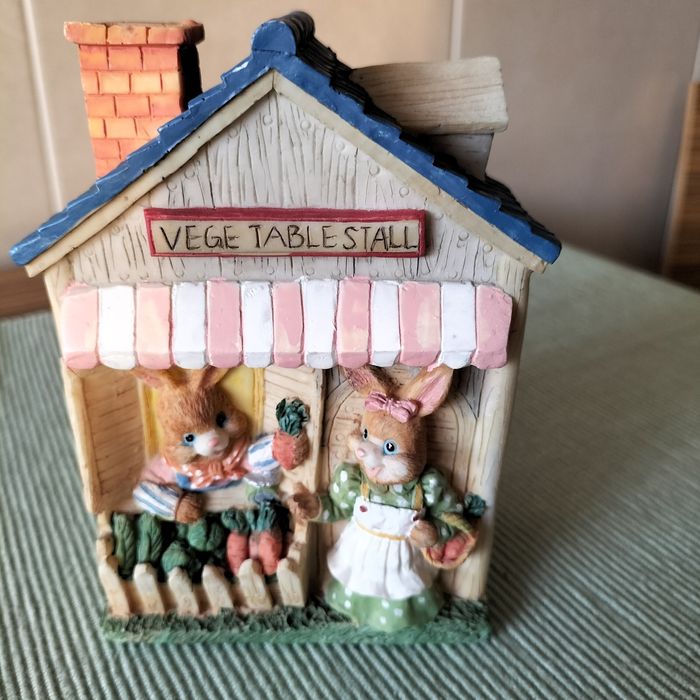 Mealheiro casinha altura 14 cm