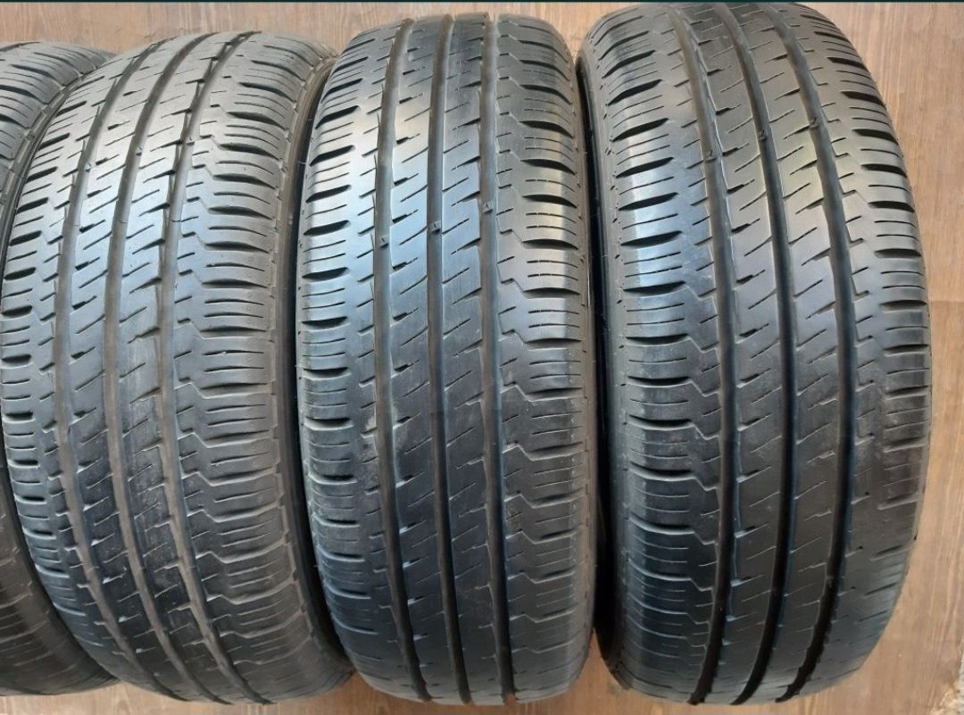 Шини 4шт r15C  205-65  Hankook  2017