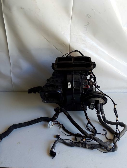 Moduł HVAC / nagrzewnica z wentylatorem BMW F45 F46 – Denso UKL2 IHKS