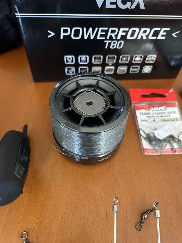 Conjunto Surfcasting + material Daiwa e Vega