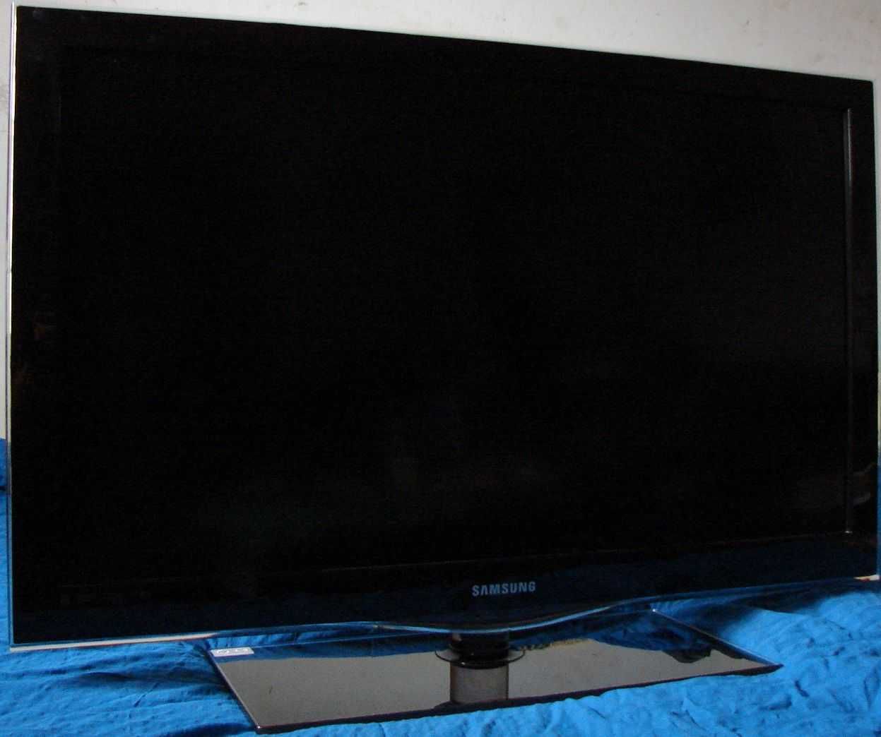 TV LCD 37 cali FullHD Samsung LE37C650 z pilotem