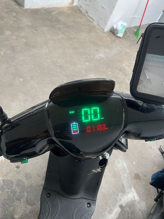 Moto elétrica VOLTRISH