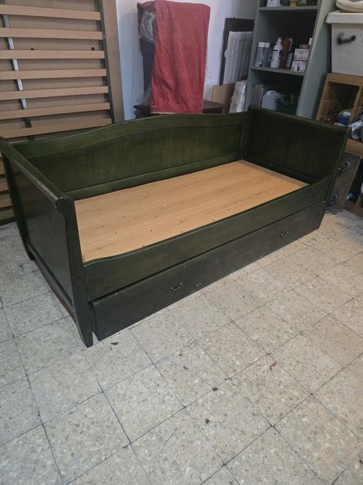 Cama  solteiro com gavetao