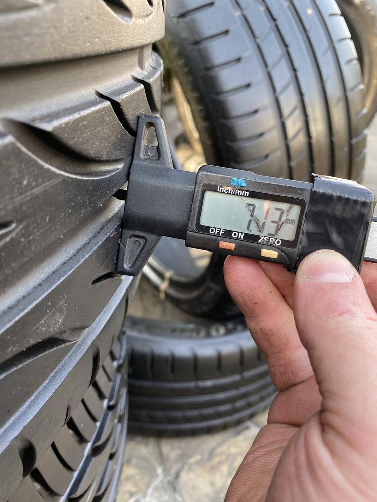 Pirelli P Zero Nero275/30/20  шини резина літо