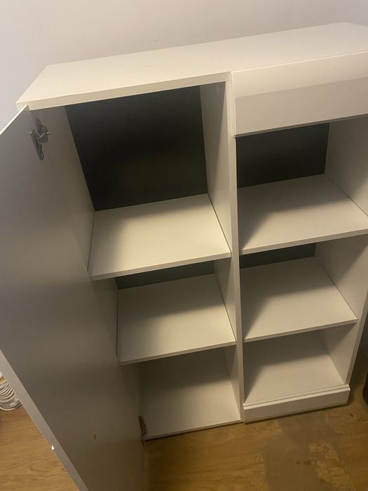 Biala szafka komoda połysk