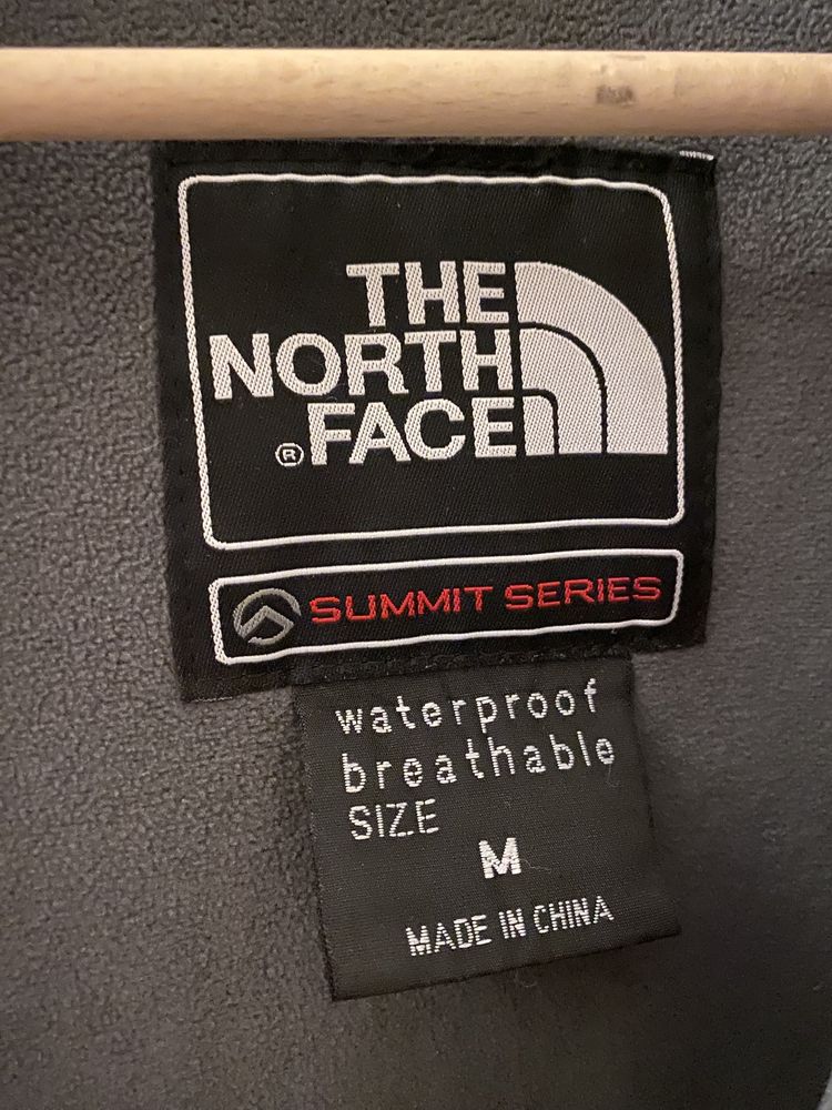 Kurtka czarna The North Face Summit Series