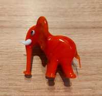 Piękny porcelanowy czerwony słonik mały malutki szklany słoń okazja