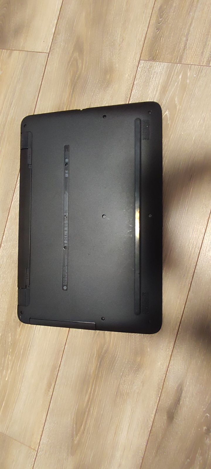 Великий ноутбук HP 17-X061NR (i3-6100U|8GB|256SSD|1Tb HDD|17")