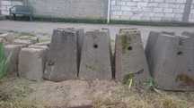 Stopy betonowe , podstawy pod legary
