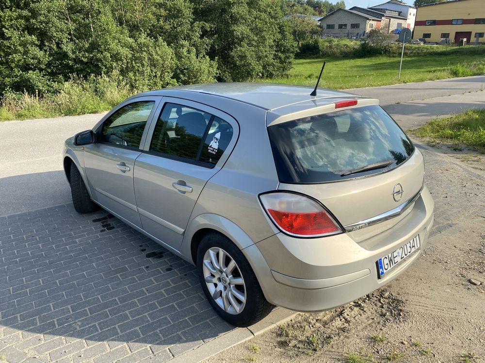 Opel Astra H 1.8 b