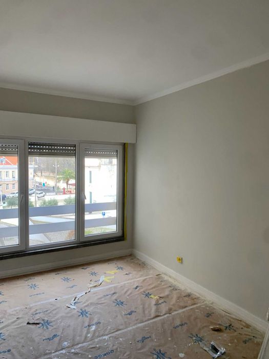 Pintura interior e exterior / Afagamento / Remodelação