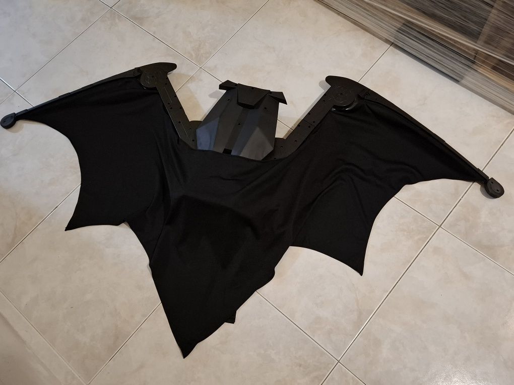 Batman. Asas para realizar uma fantasia de uma criança