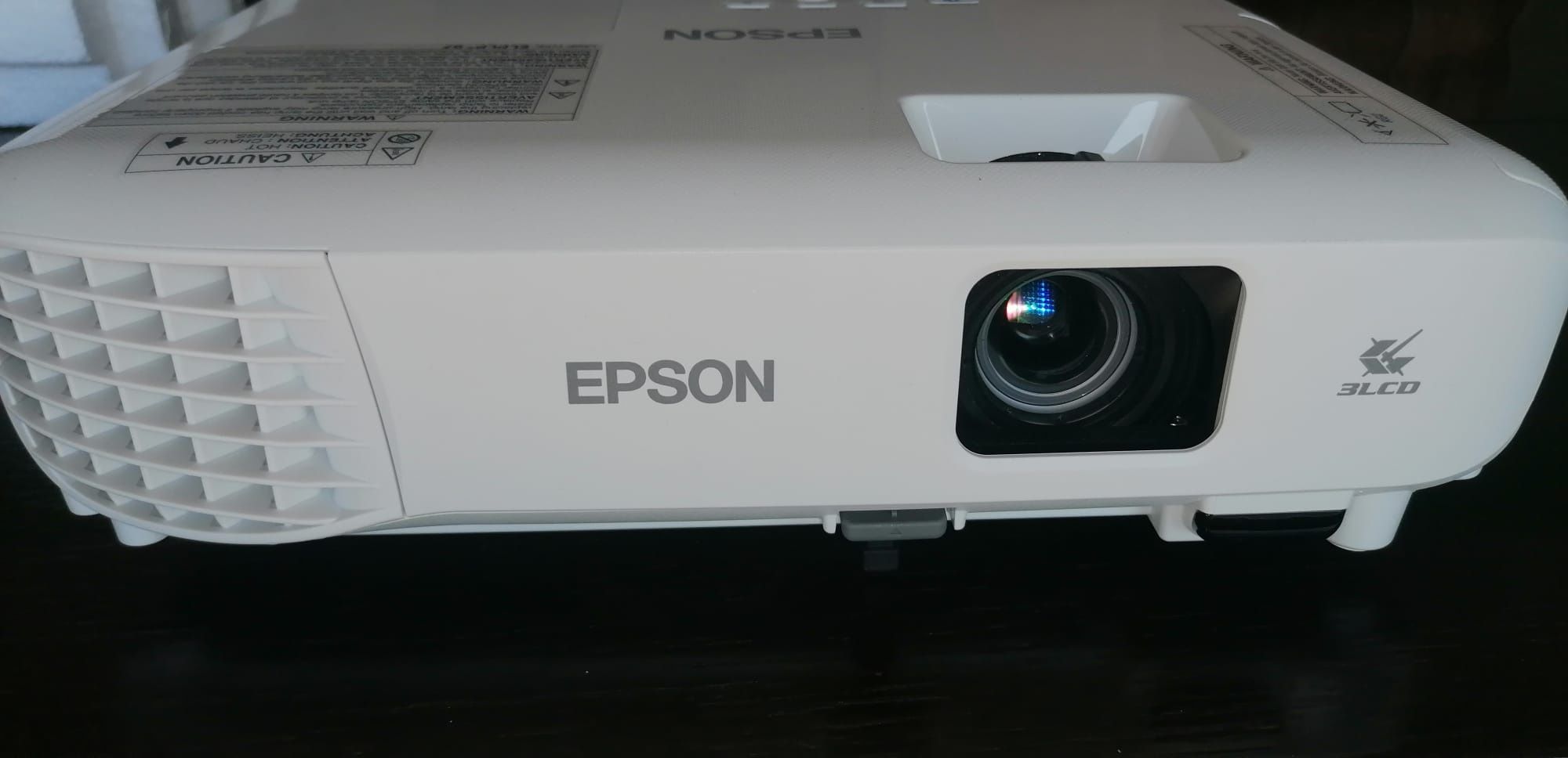 Projector Epson EB-E01