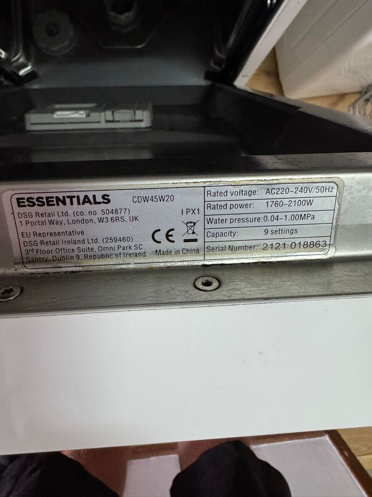 Máquina Loiça Essentials
