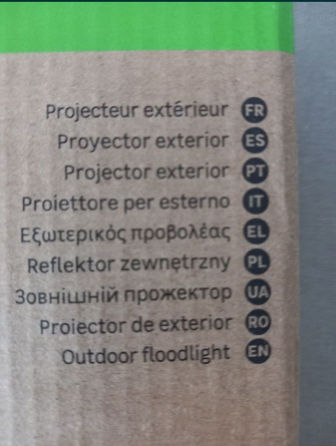 Reflektor halogenowy