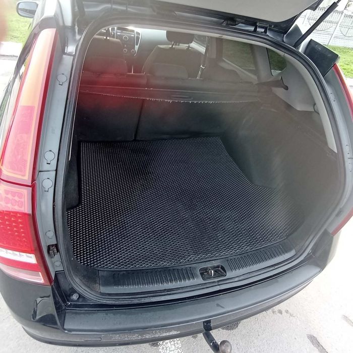 Кіа сееd 2010 року