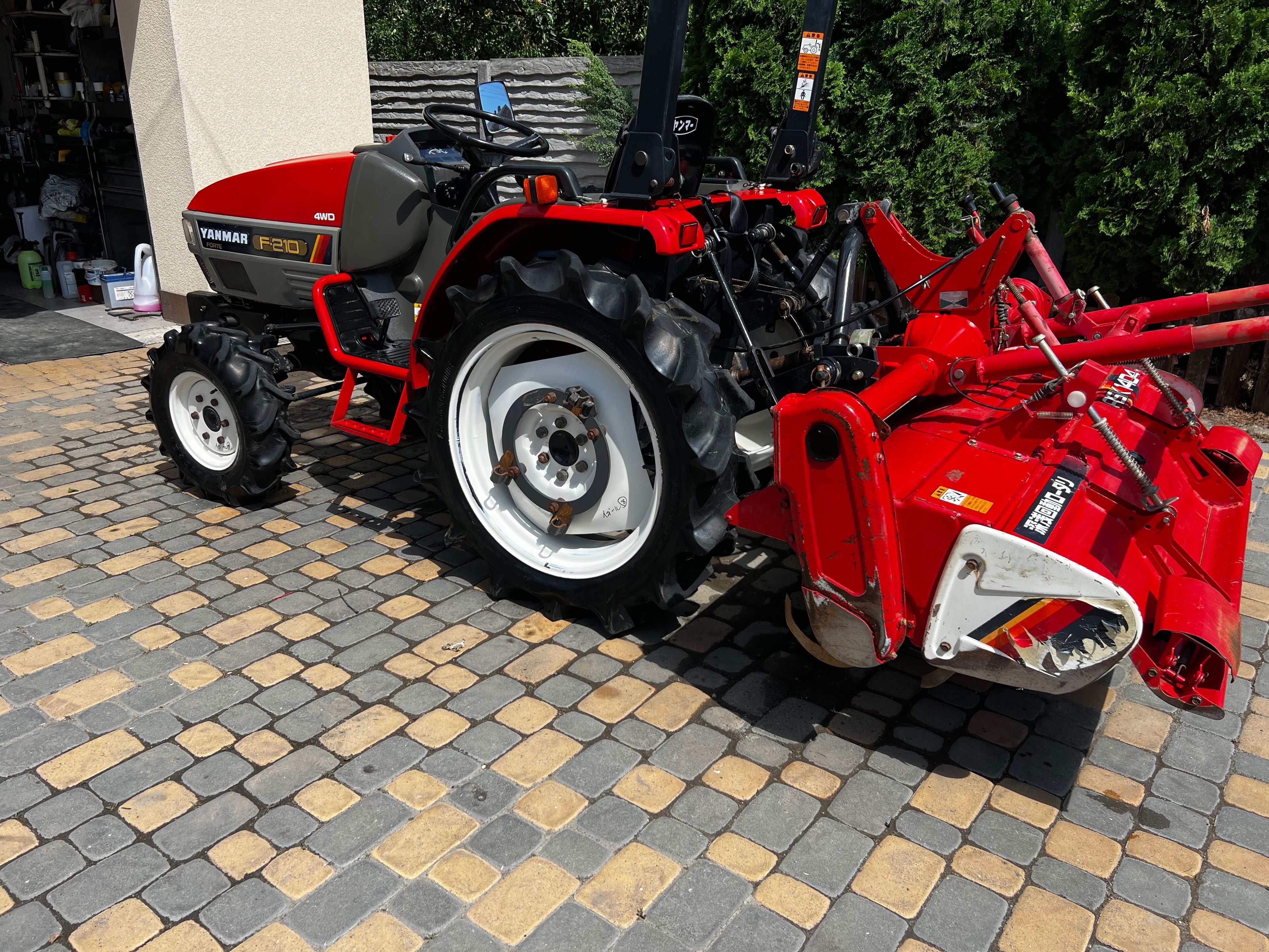 Продам мінітрактор Yanmar f210